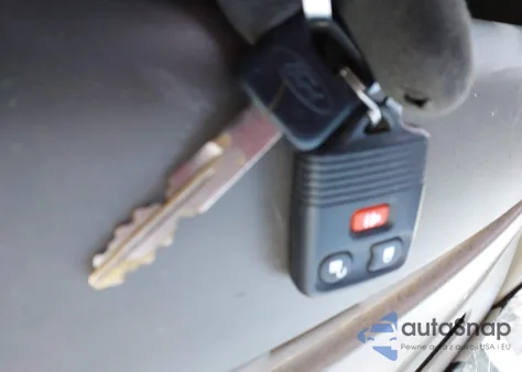 2000 Ford F-350 Lariat/Xl/Xlt из США, поврежденный, VIN 3FTSW31F5YMA52731